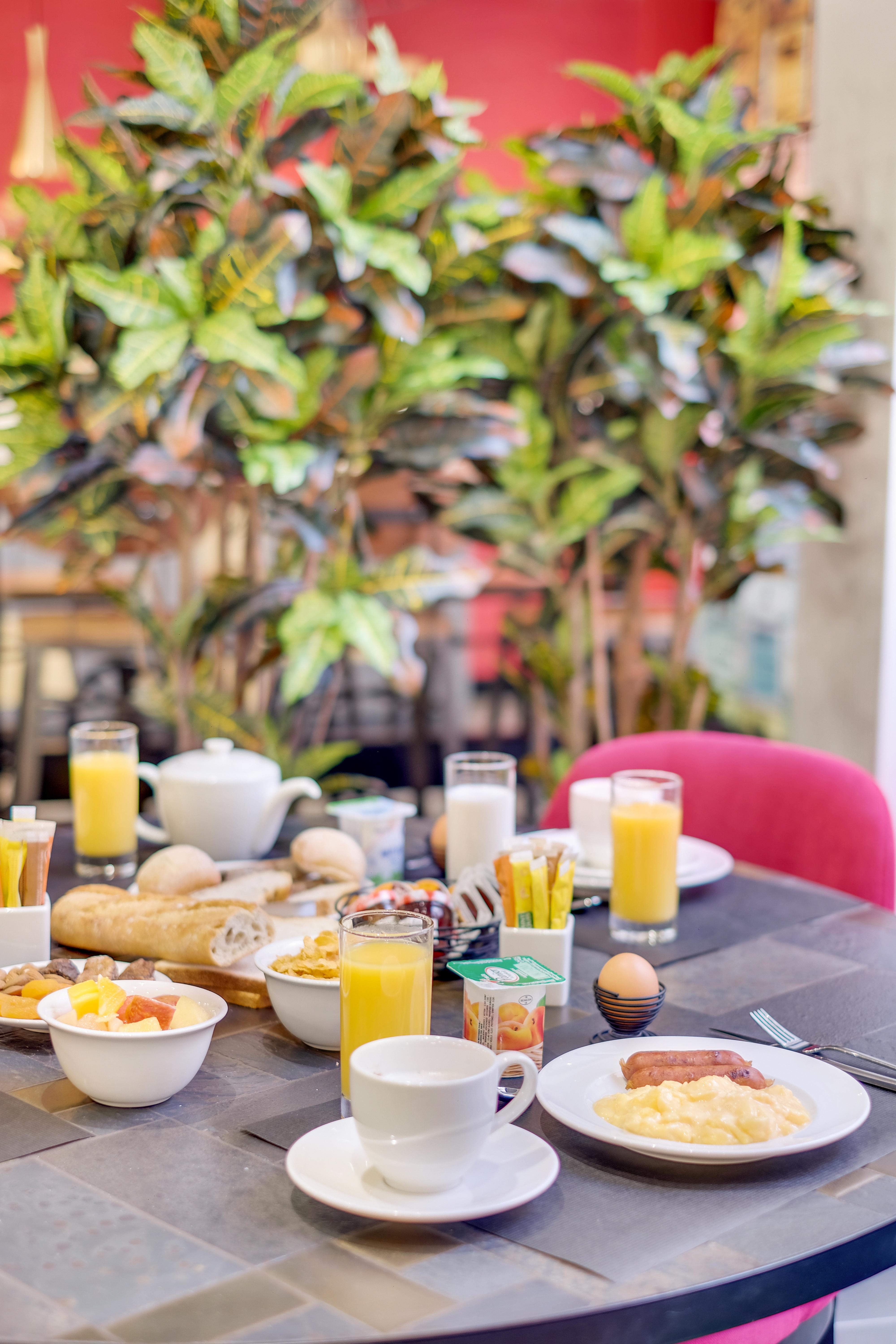 Hotel Lucien & Marinette Paris Bagian luar foto